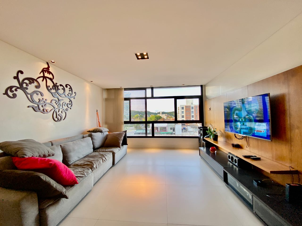 01-193ad954-a413-467a-87f4-0901475e2c0b-1748375513616